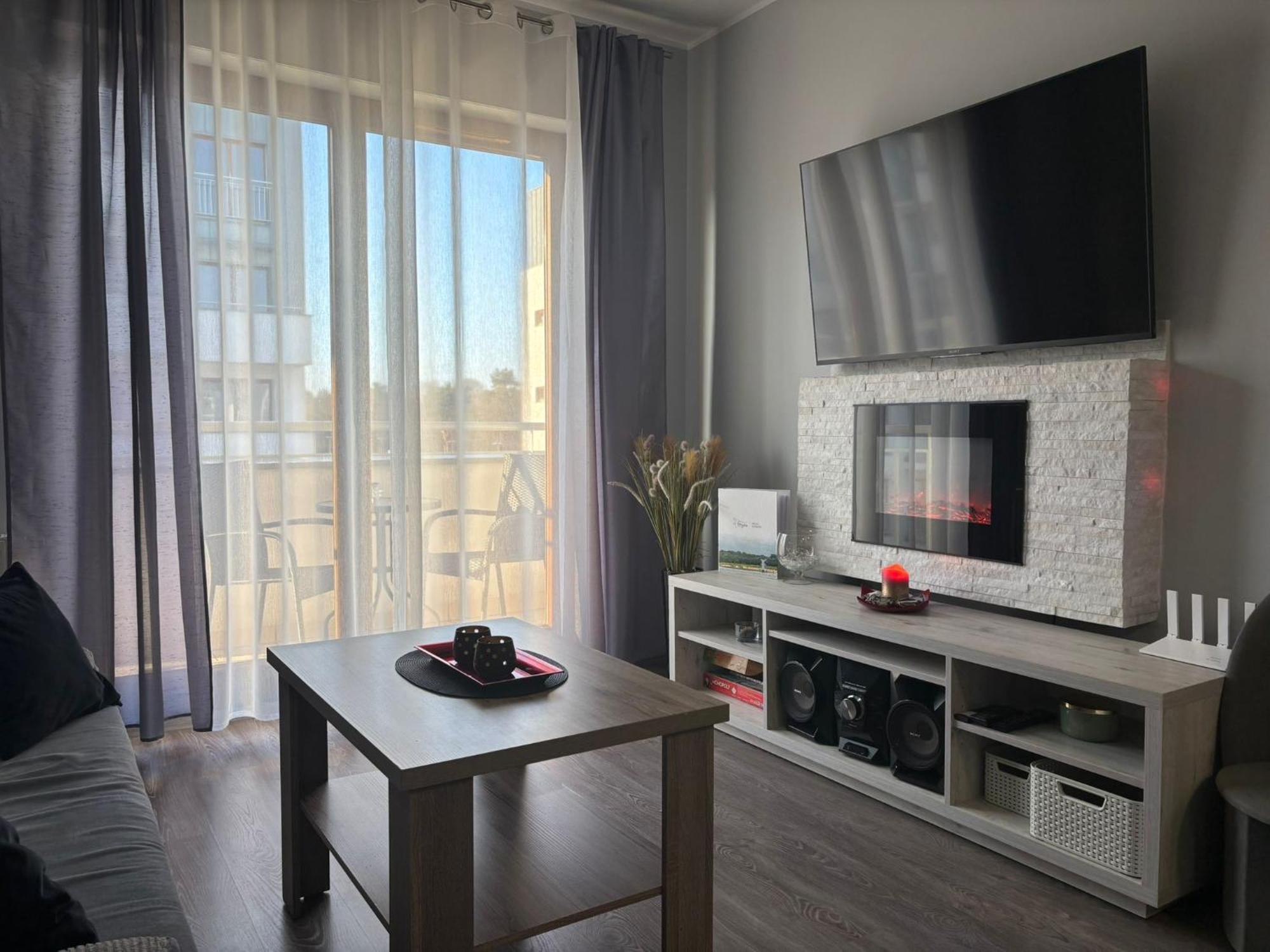 Osiedle Platan - Apartamenty Bryza - Centrum シフィノウイシチェ エクステリア 写真