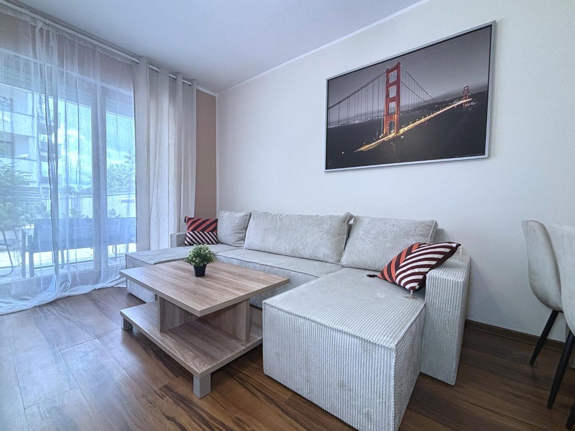 Osiedle Platan - Apartamenty Bryza - Centrum シフィノウイシチェ エクステリア 写真